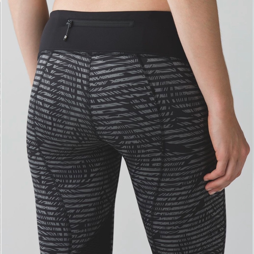 Super cute and rare Lululemon pace rival